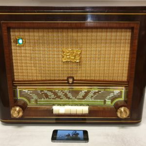 Radio vintage TSF en bakélite Radialva AS55 France années 50 (D